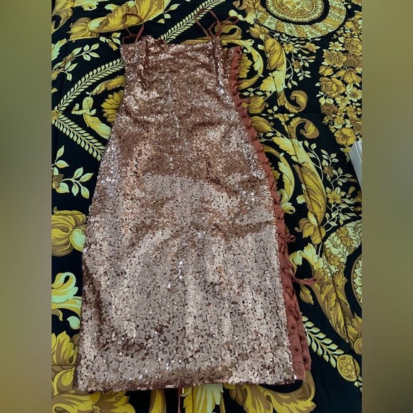 House of CB sequin dress - Picture 4 of 6